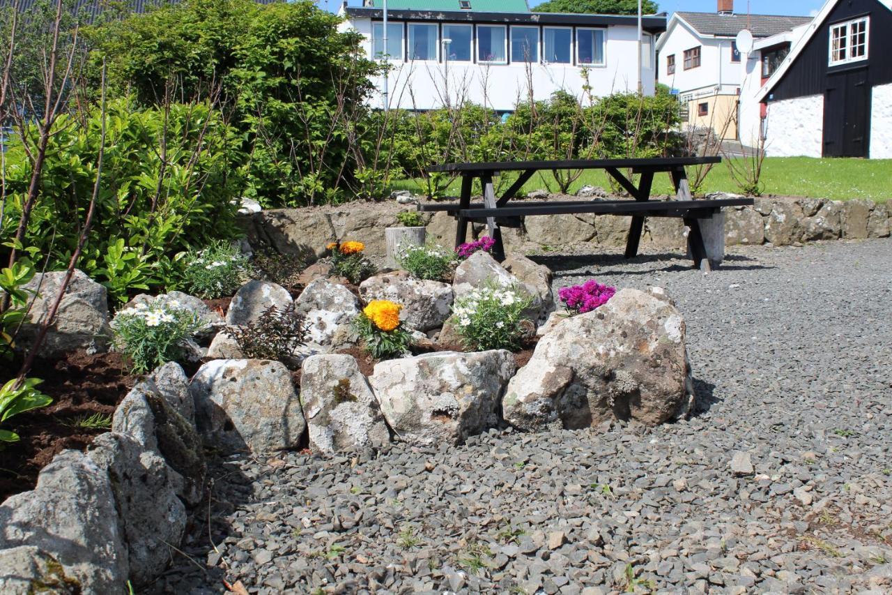 Traditional Faroese House In Torshavns City Center Exterior foto